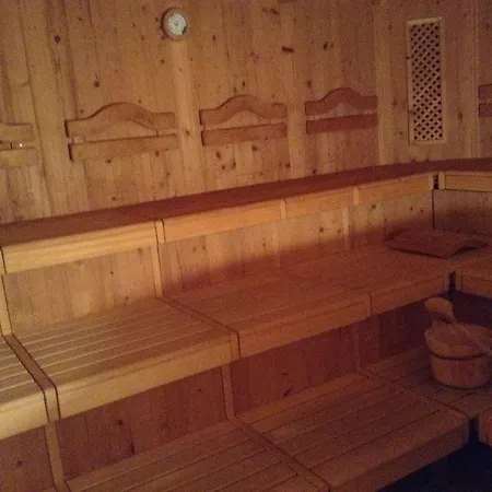 Garni Almhof Guest house 4*