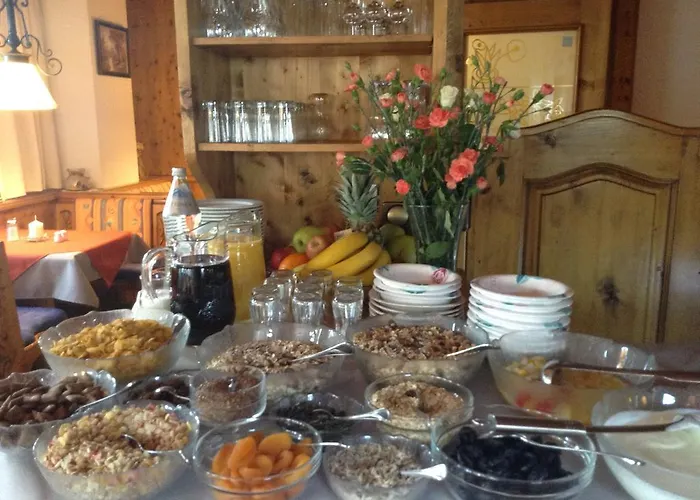 Garni Almhof Guest house