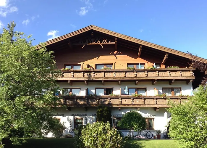 Garni Almhof 게스트하우스 제펠드 인 티롤